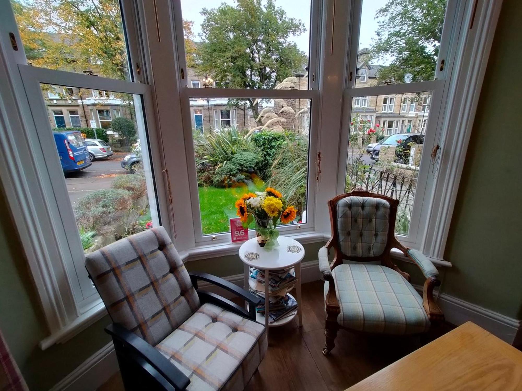 Arden House Hotel Harrogate Exterior photo