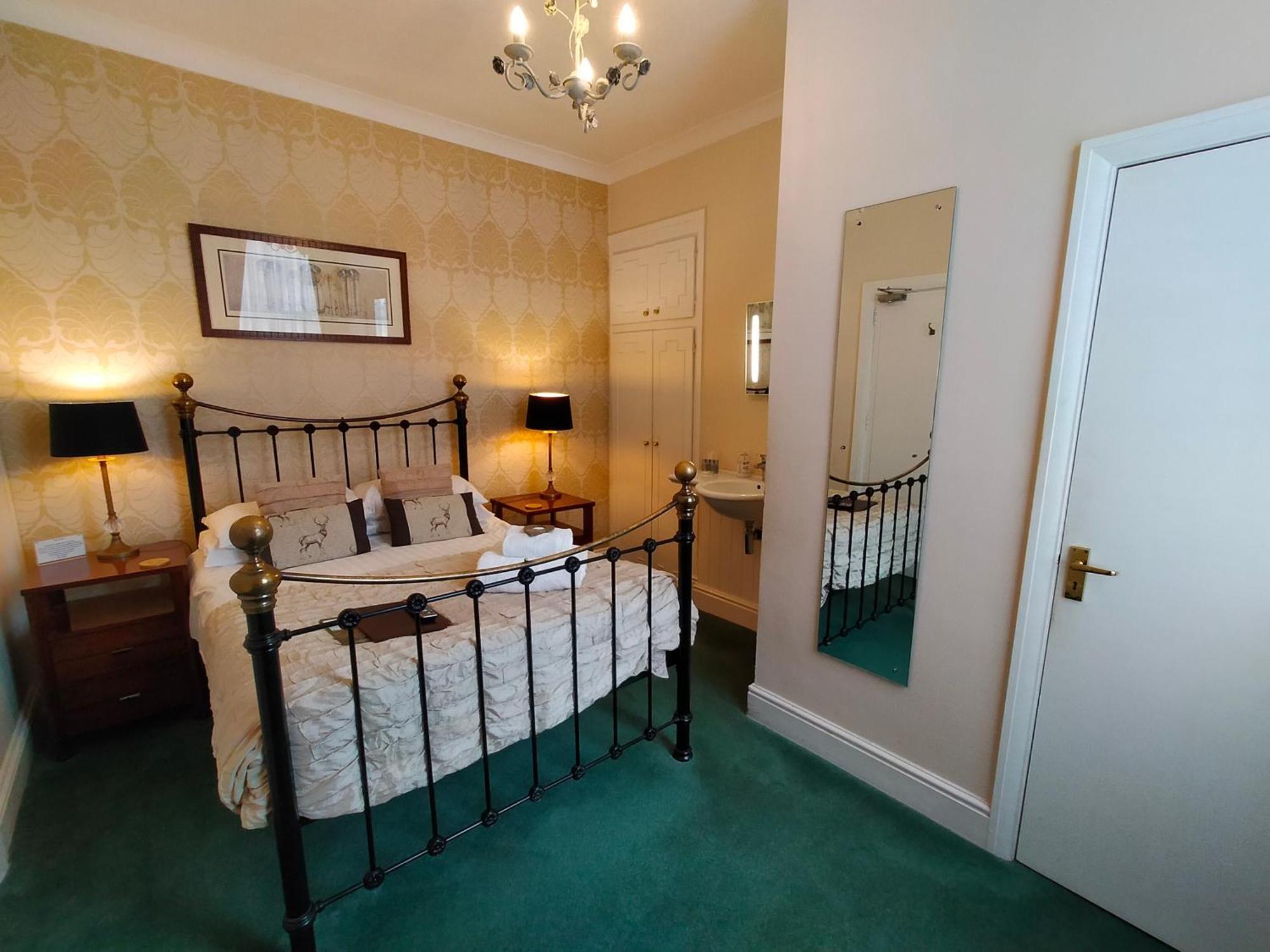 Arden House Hotel Harrogate Exterior photo